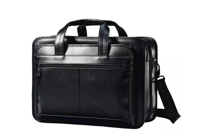 Breathable Leather Waterproof Messenger Bag Portable Anti Abrasion