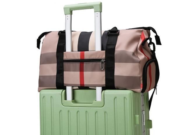 Antiwear Short Distance Women Travel Bag Moistureproof Multiscene