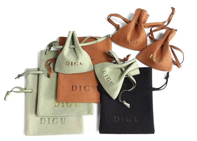 Portable Waterproof Polyester Foldable Reusable Gift Bags With Custom Printed Logo